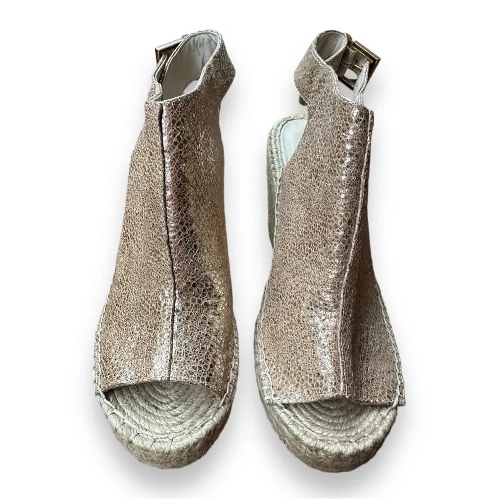 Kenneth Cole Olivia Metallic Snakeskin Espadrille Wedge Sandal | Size 9.5